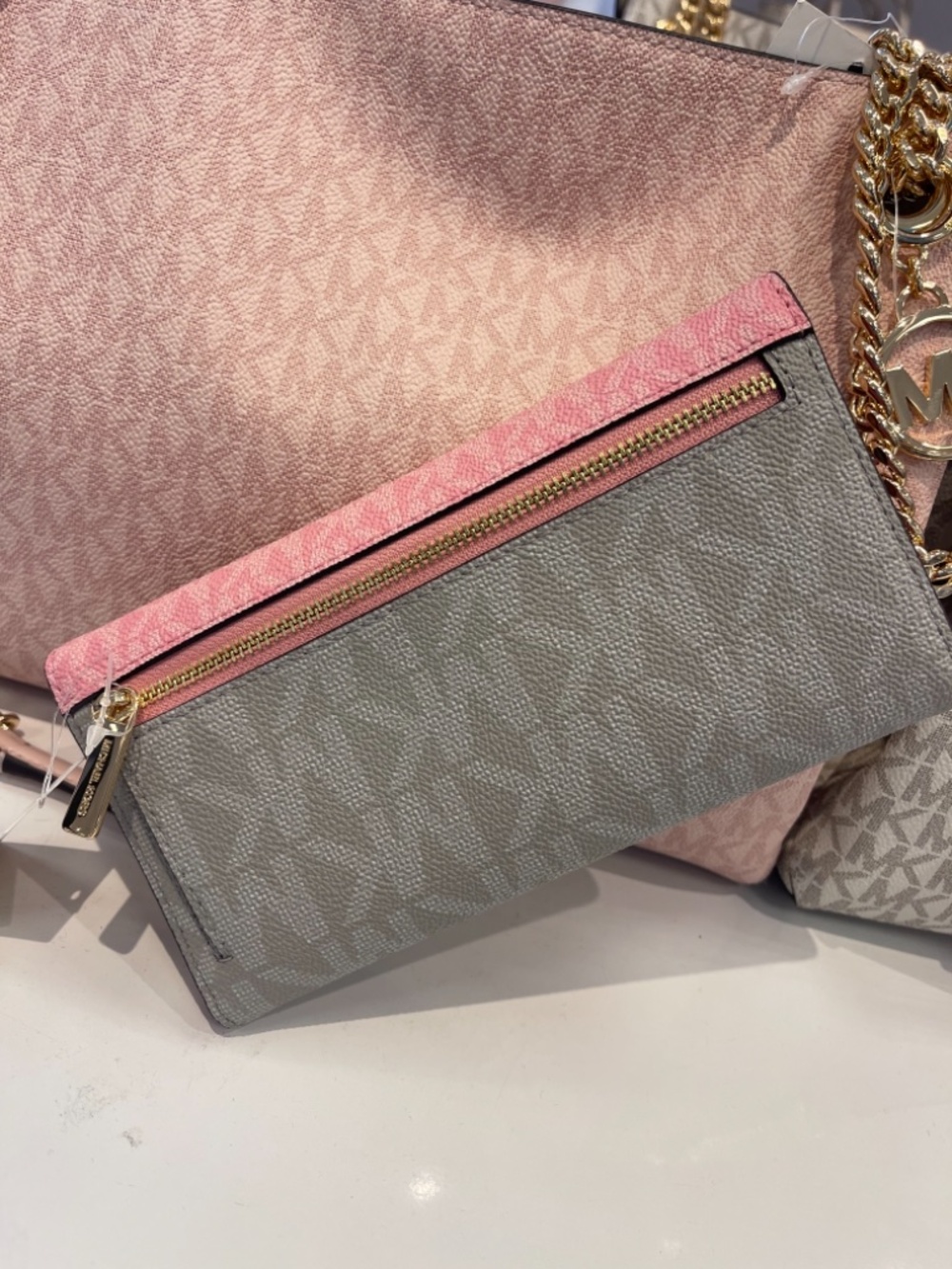 MICHAEL KORS Jet Set Large Signature Logo Tri-Fold Wallet Trifold Carnation Mul - Picture 2 of 16